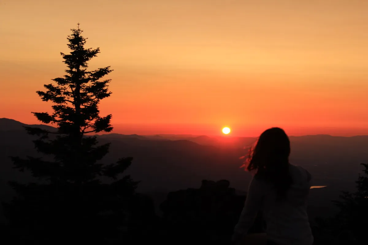 Where to Watch Sunset in Burgas City: 2025 Guide