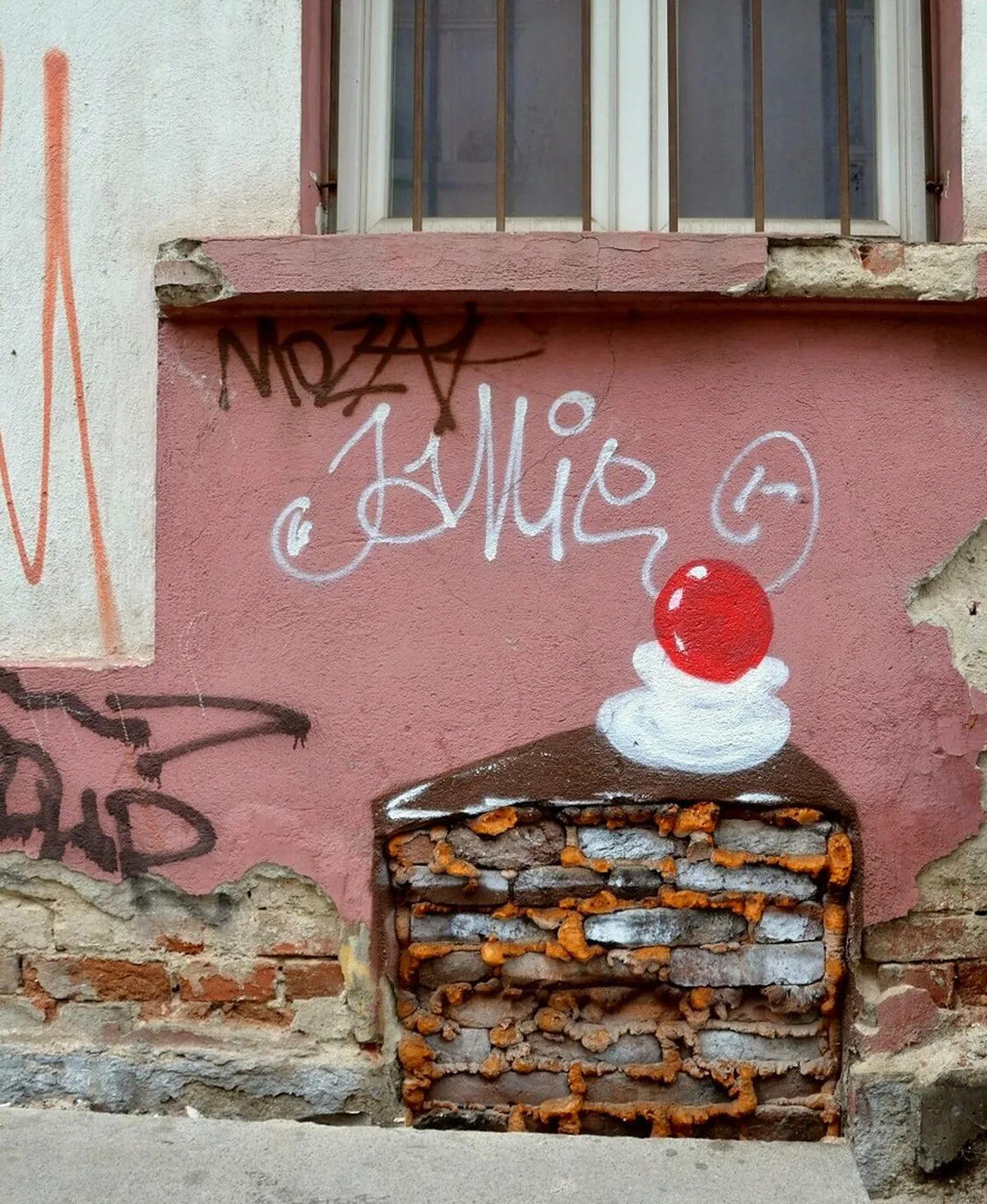 Discover Where to Find Graffiti in Sofia 2025